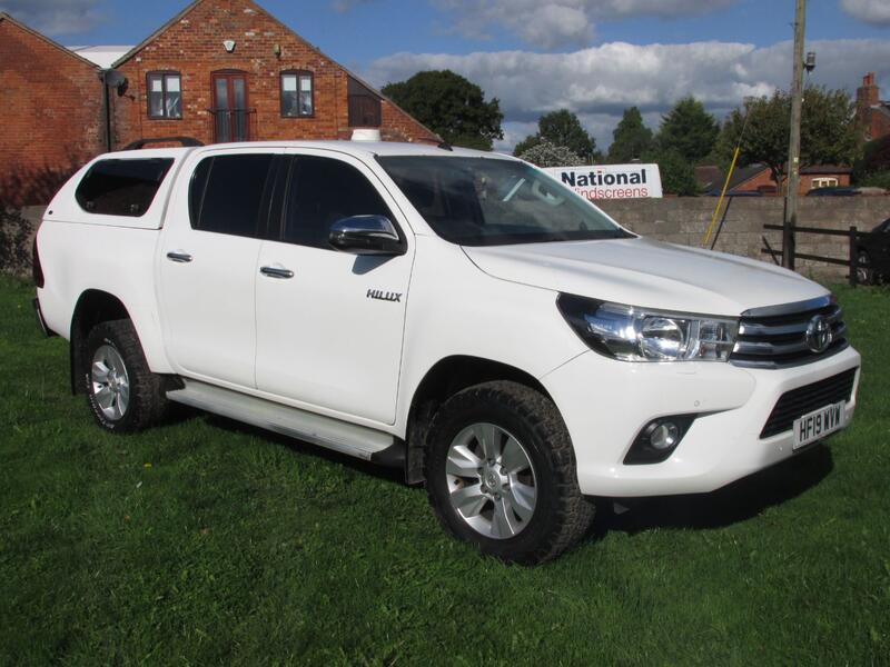 TOYOTA HILUX ICON 4X4 D-4D Double Cab 2.4 2019