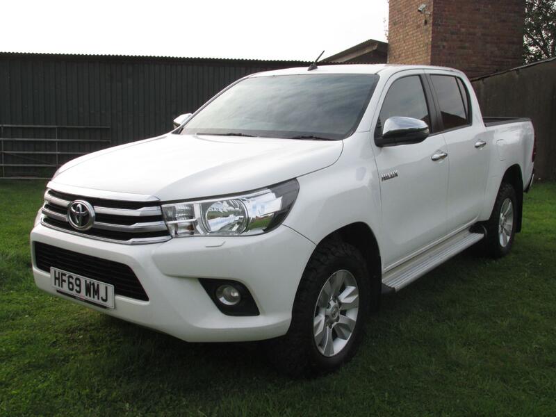 TOYOTA HILUX D-4D 150 ICON 2019